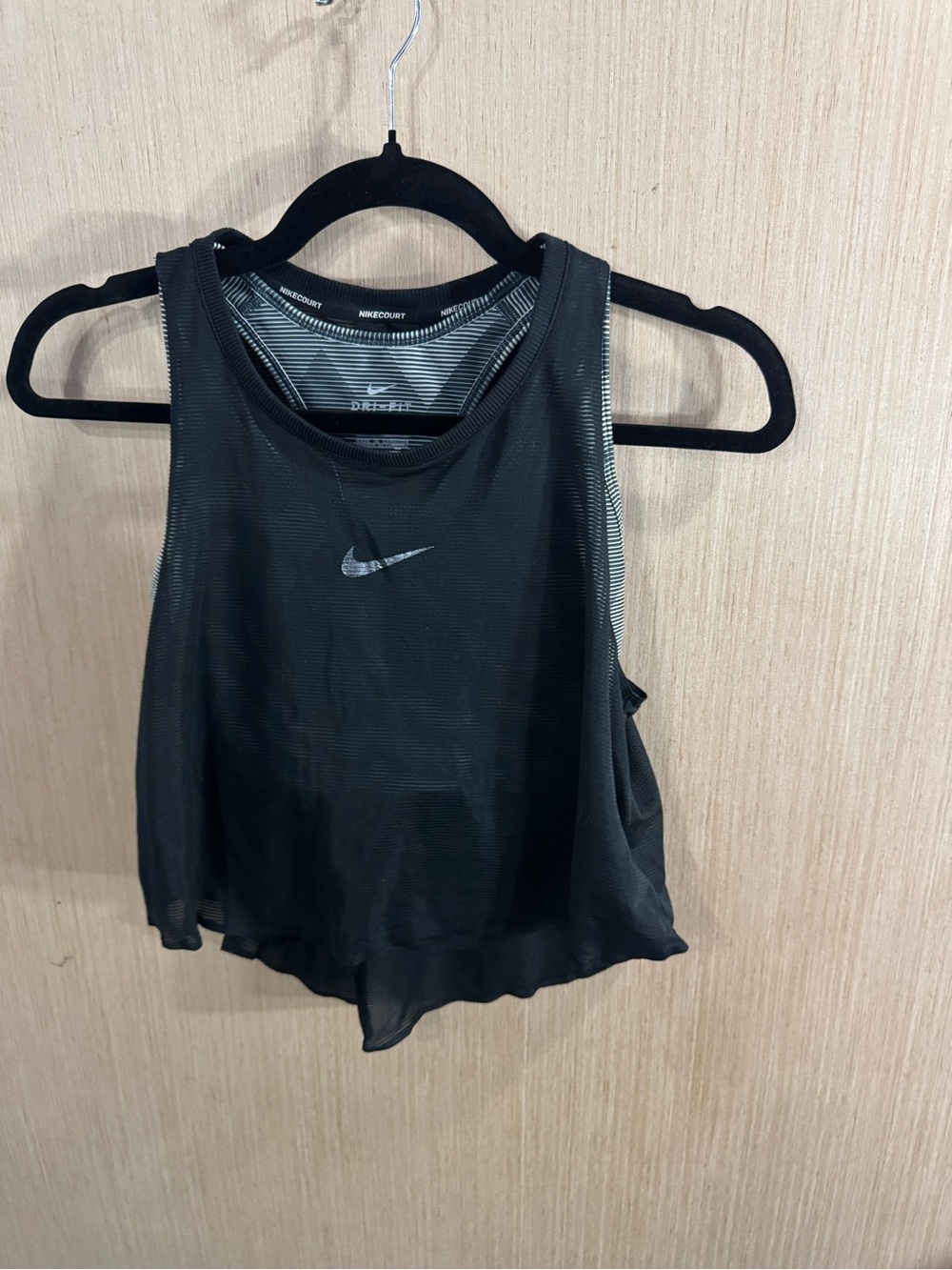 Nike Court Dri Fit Black Women's Scoop Neck Athletic Tank with Swoosh Small
